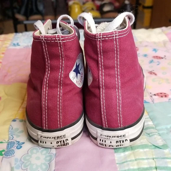Converse Kids High-Top Sneakers in Burgundy and White. All Stars Size 2 Youth - Picture 3 of 9